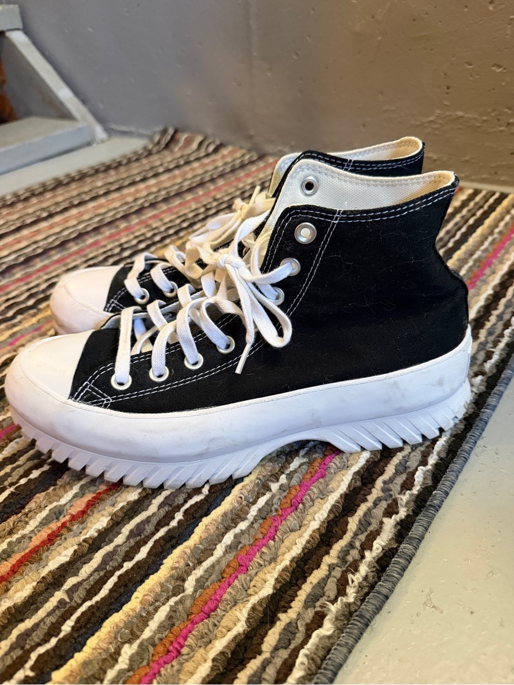 Size 10 converse high tops